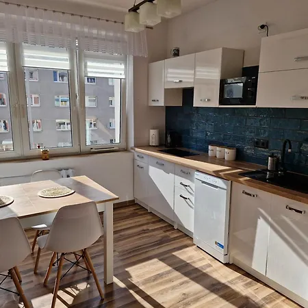 Slaska Apartament Apartmán *
